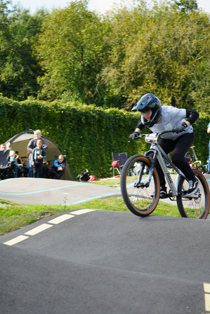 Startnr-192-Nora_Schöpke-DSC09615 | German Pumptrack Series - Realisiert mit Pictrs.com