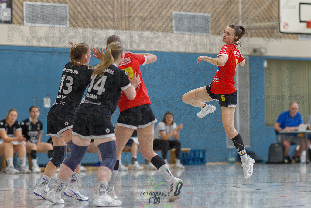 HSG Wettenberg - HSG Lumdatal | Wiederholungs-/Entscheidungsspiel um die Meisterschaft in der Frauen Oberliga Mitte und Aufstieg in die RegionalligaHSG Wettenberg - HSG Lumdatal am 11.05.2025 in Launsbach (Wettenberg) (Halle GS Launsbach (Wettenberg))Photo © 2025 - Jörg Heinrich - Realisiert mit Pictrs.com