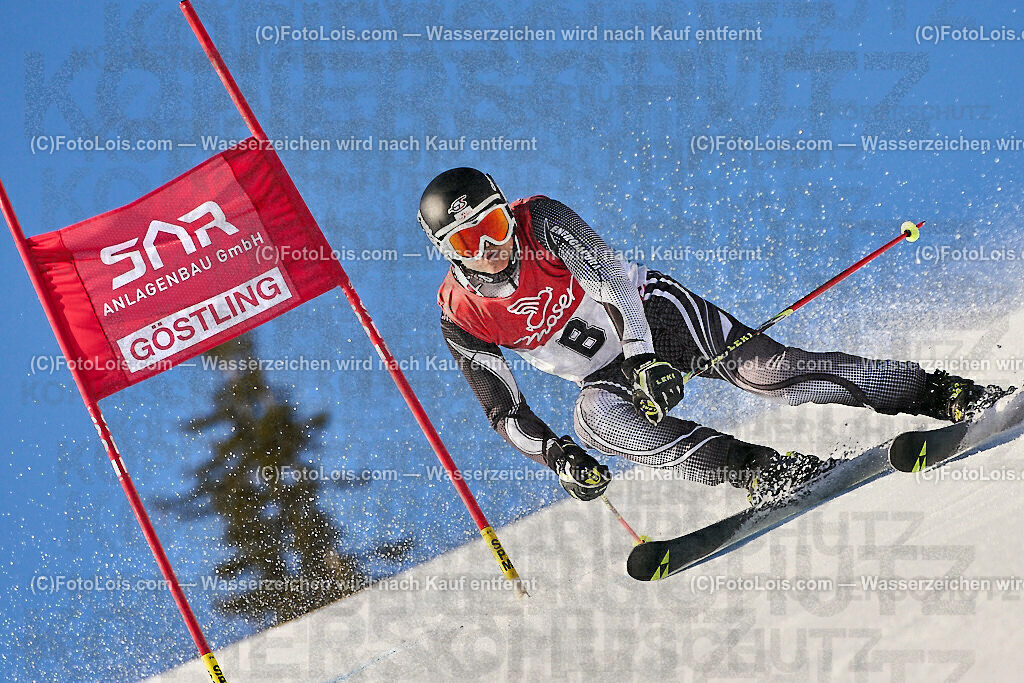 ALP4374_WCM-SuperGiant_Kat-C_Vorlaeufer | (C)FotoLois.com, Alois Spandl, World Criterium Masters Ski Alpin 2023 Hochkar, SuperGiantSlalom, Kategorie C, Mi 22. März 2023.