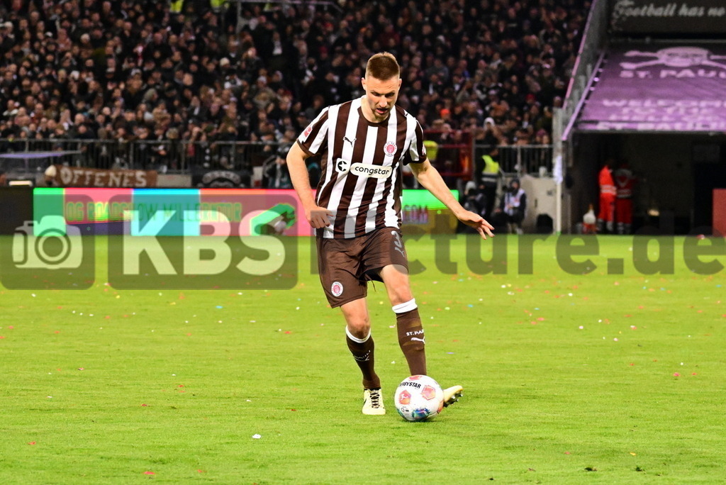 KBS Picture_FCStPauli-Hoffenheim_036 | Mets Karol (St.Pauli) ,Sportplatz :  Millerntor Stadion, - Realisiert mit Pictrs.com