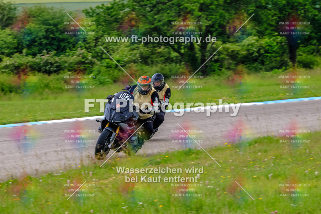 MotoTeam-3196 | Hier findet Ihr Bilder von Touristenfahrten auf der Nürburgring Nordschleife oder von anderen Veranstaltungen die ich besucht habe. Viel Spass beim Durch Schauen 