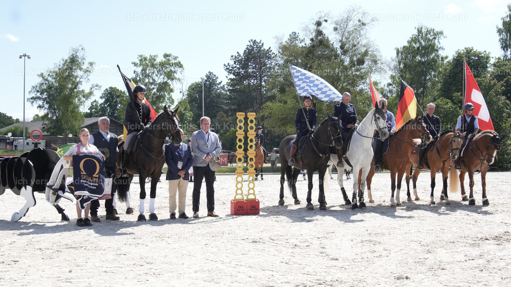 WE_SP_Stoib_Siegerehrung_PI2025_2176 | Pferd International München 2025