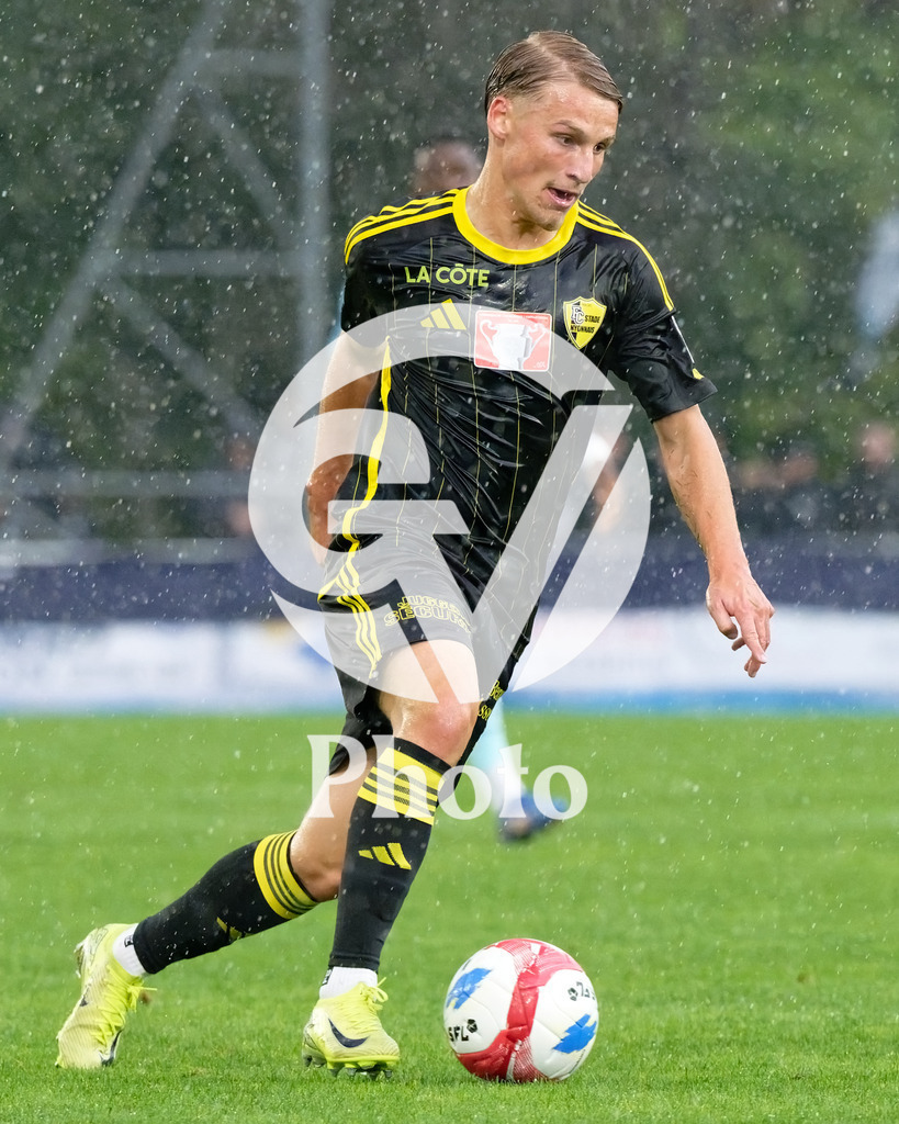 083_DZ8_5800 | Schweiz AXA Womens Super League 2025/26, FC Thun vs FC Luzern - Stockhorn Arena, Thun: 