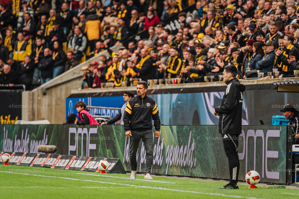 Dresdner SC - Allianz MTV Stuttgart, DEKRA 1. Bundesliga Frauen, Volleyball | Im Bild: Cheftrainer Thomas Stamm (SG Dynamo Dresden)18.10.2026, SG Dynamo Dresden - 1. FC Magdeburg, 2. BUNDESLIGA - 8. SPIELTAG, Fußball, Deutschland, Dresden, Rudolf-Harbig-Stadion