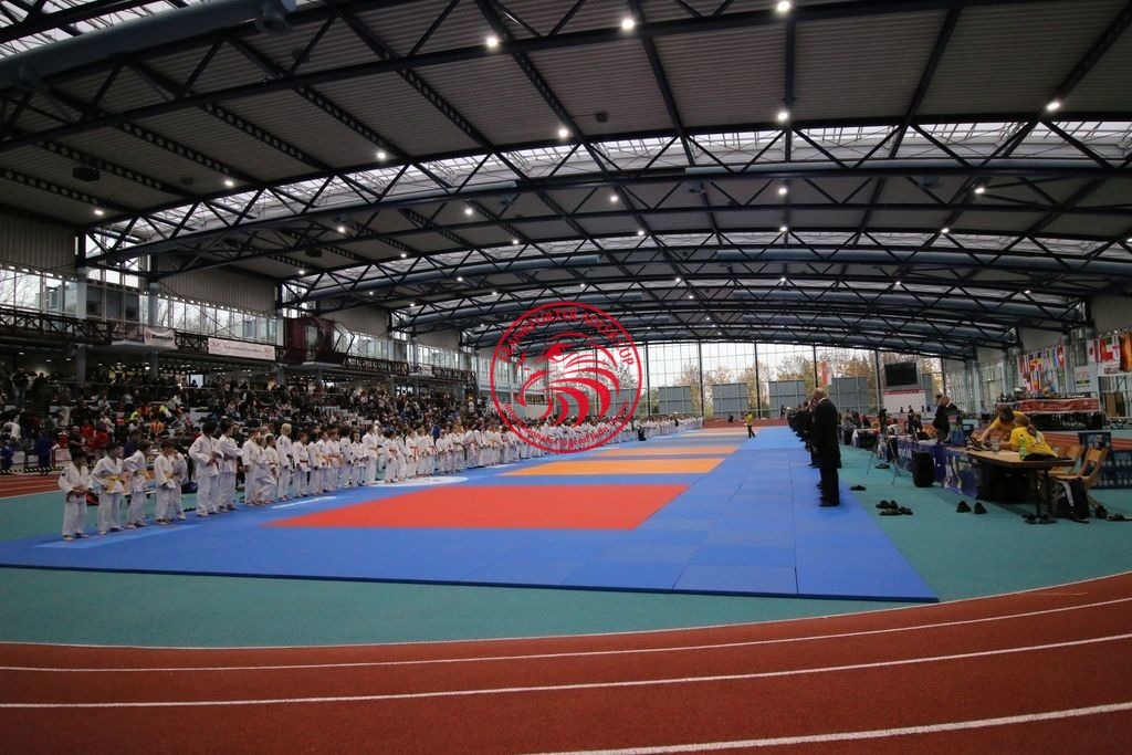 MSY-2022-10-29-7675 | Fotos vom Adler Cup - Pictures from Adler Cup

Hier findet Ihr alle Eindrücke und großen Momente der Adler Cup Wochenenden. Here you will find all impressions and great moments of the Adler Cup weekends. - Realisiert mit Pictrs.com