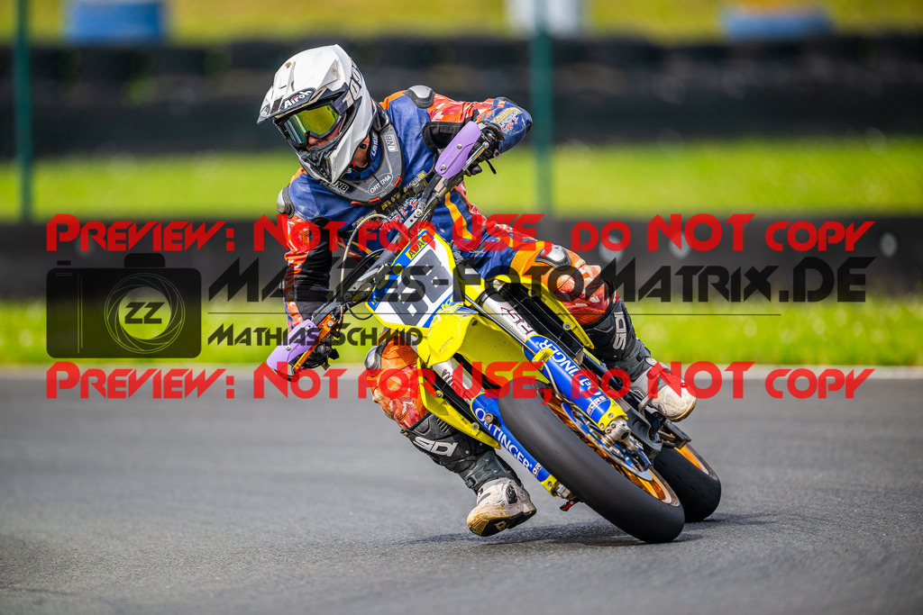 MaZZes_FotoMatrix_240621_6007705_2217 | GELB