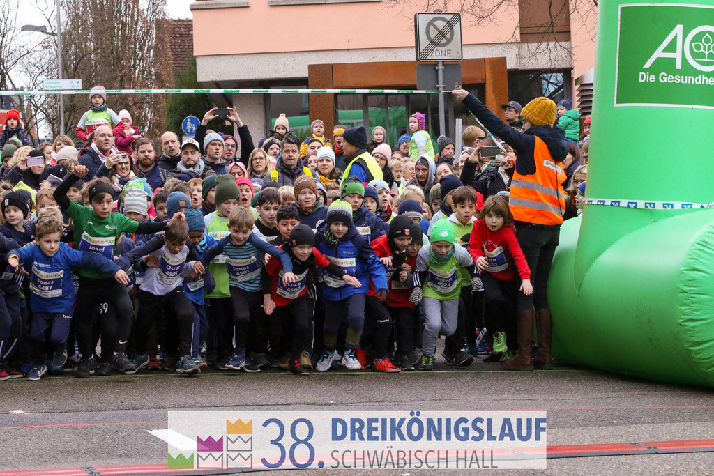 400m AOK Junior Cup | 3 Koenigslauf 2024 400m AOK Junior Cup - Realisiert mit Pictrs.com