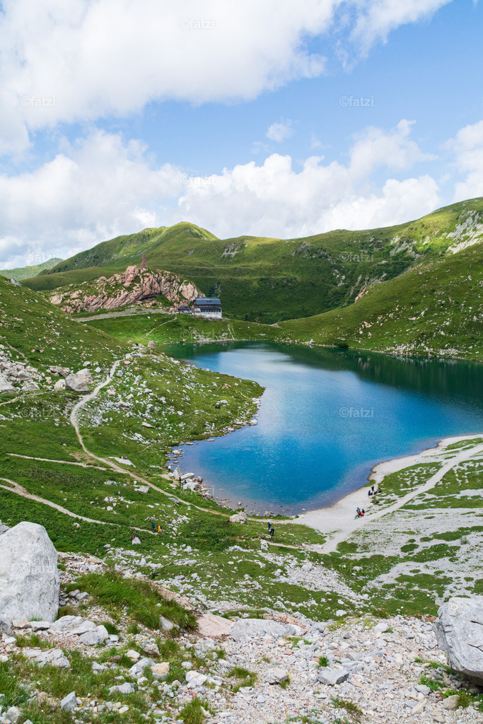 Wolayer See Bikrtour Aug21_20210818-023-k | Fatzi Bilder-Archiv! 
Die Bilder sind für private Nutzung lizenzfrei. Die kommerzielle Nutzung ist möglich und erwünscht, jedoch bitte ich um vorherige Kontaktaufnahme per E-Mail (info@fatzi.at) oder unter +43 650 7828269 - Realisiert mit Pictrs.com