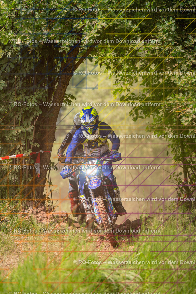 Wolfshausen 3 Lauf -280 | Sportfotografie von RO-Fotos: Motorsport, Motocross, Enduro, Laufveranstaltungen und Triathlon. Professionelle Fotos von Sportlern und Events. - Realisiert mit Pictrs.com
