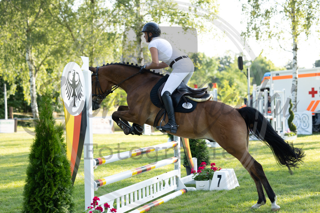 994A3542 | sabrinanicolaifotografie - Realisiert mit Pictrs.com