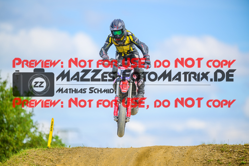 MaZZes_FotoMatrix_240713_6007705_0078 | S3