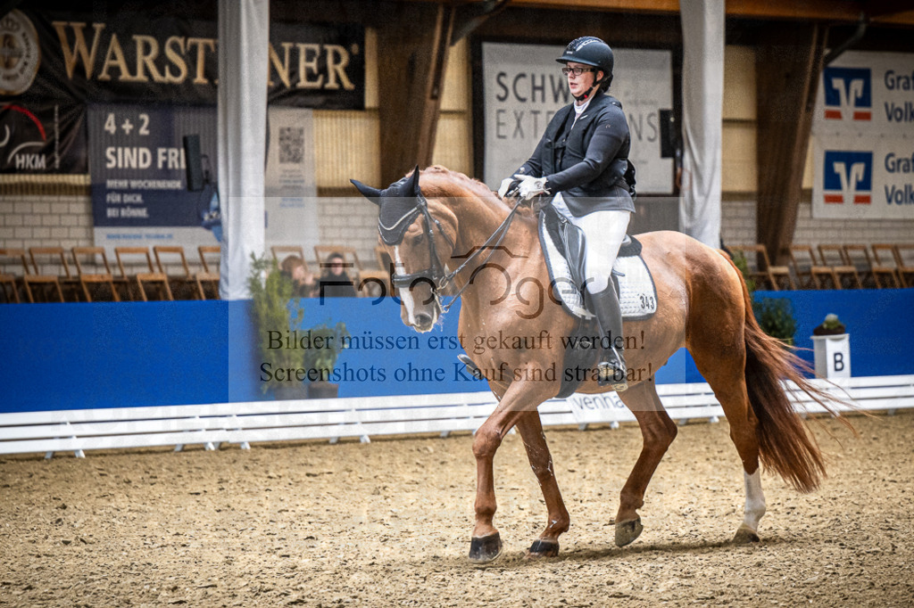 DOS_3709 | Entdecke hochwertige Reitturnierfotos von Foto Oger. Professionell, emotional und authentisch – jetzt Lieblingsmomente im Shop bestellen.Deutschlandweite Turnierfotografie. - Realisiert mit Pictrs.com