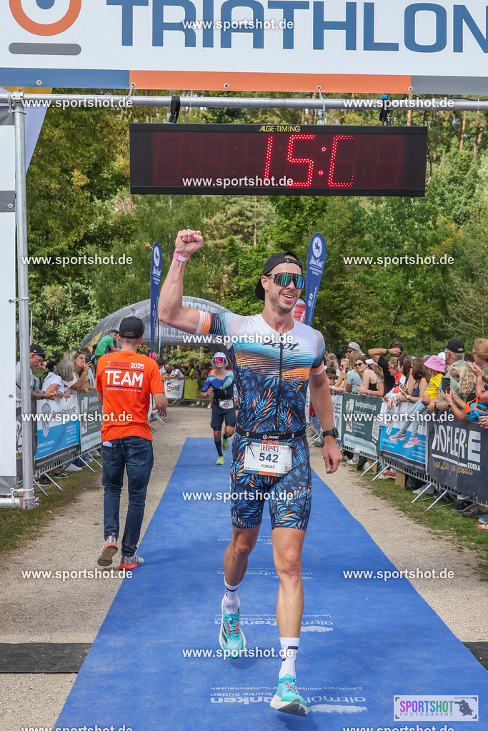 LUR_5930 | Rund um das Thema Sport-Event-Fotografie & individuelle Teilnehmerfotos. Jeder Teilnehmer wird fotografiert.