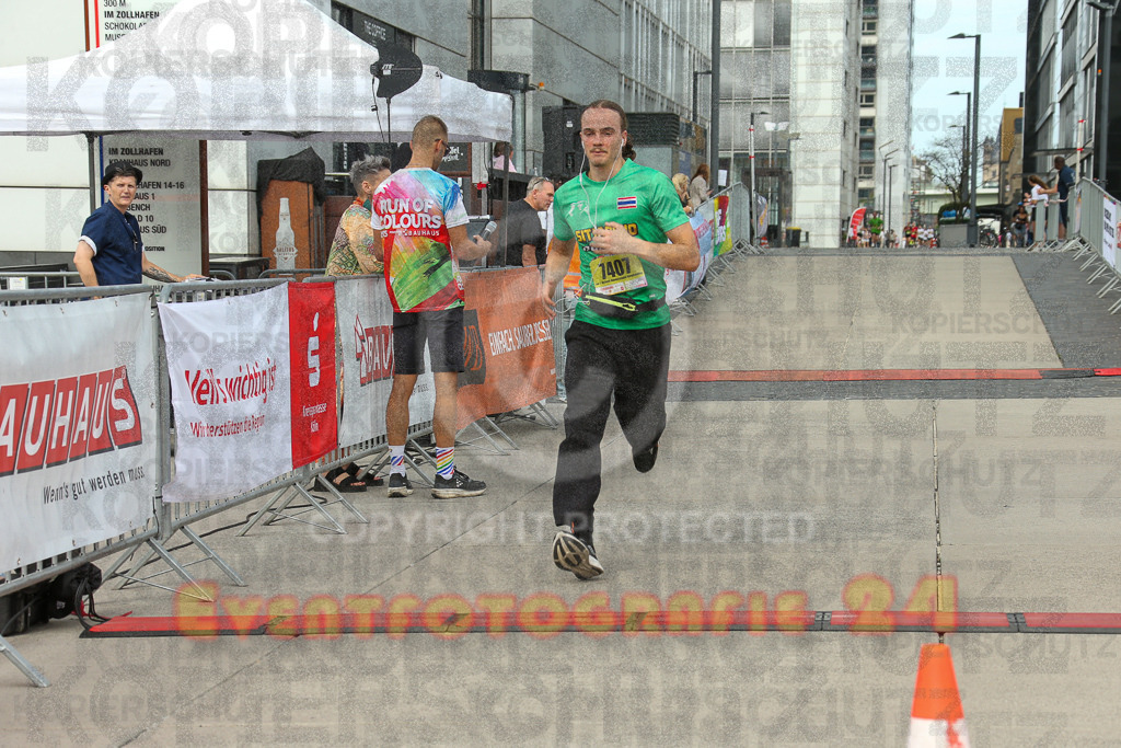 250920_1321_EX1_4147 | Sportfotografie im Rhein-Sieg Kreis, Köln, Bonn, NRW, Rheinland Pfalz, Hessen, etc. Unser Tätigkeitsfeld umfasst den Laufsport vom Volkslauf über den Marathon, Duathlon, Triathon bis zum Ultralauf wie Kölnpfad Ultra oder Schindertrail.