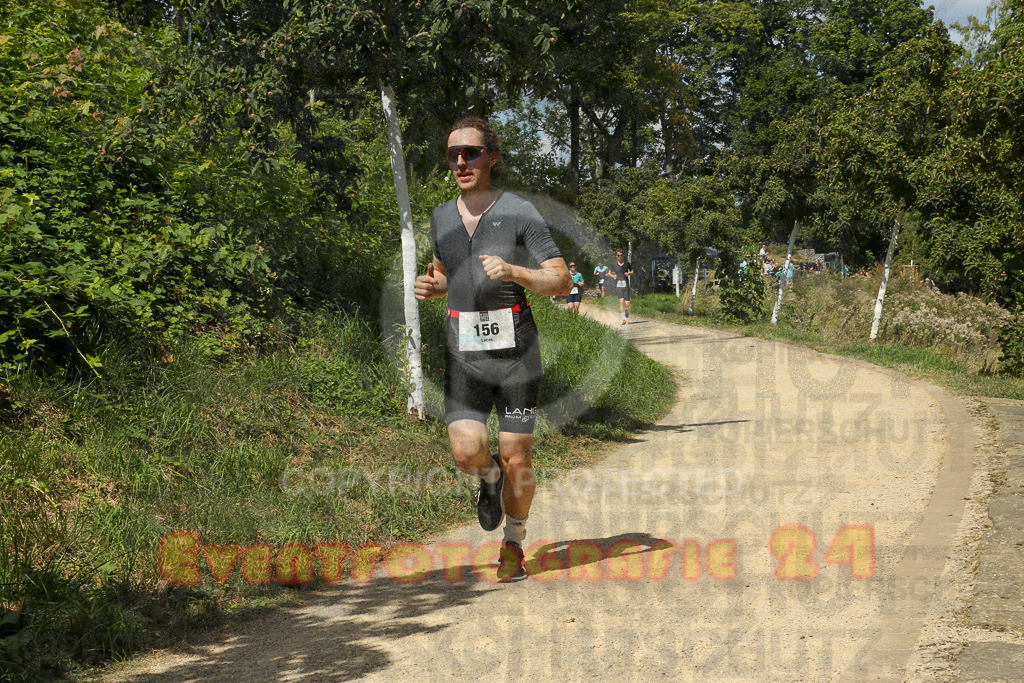 250824_1246_EX1_0460 | Sportfotografie im Rhein-Sieg Kreis, Köln, Bonn, NRW, Rheinland Pfalz, Hessen, etc. Unser Tätigkeitsfeld umfasst den Laufsport vom Volkslauf über den Marathon, Duathlon, Triathon bis zum Ultralauf wie Kölnpfad Ultra oder Schindertrail.
