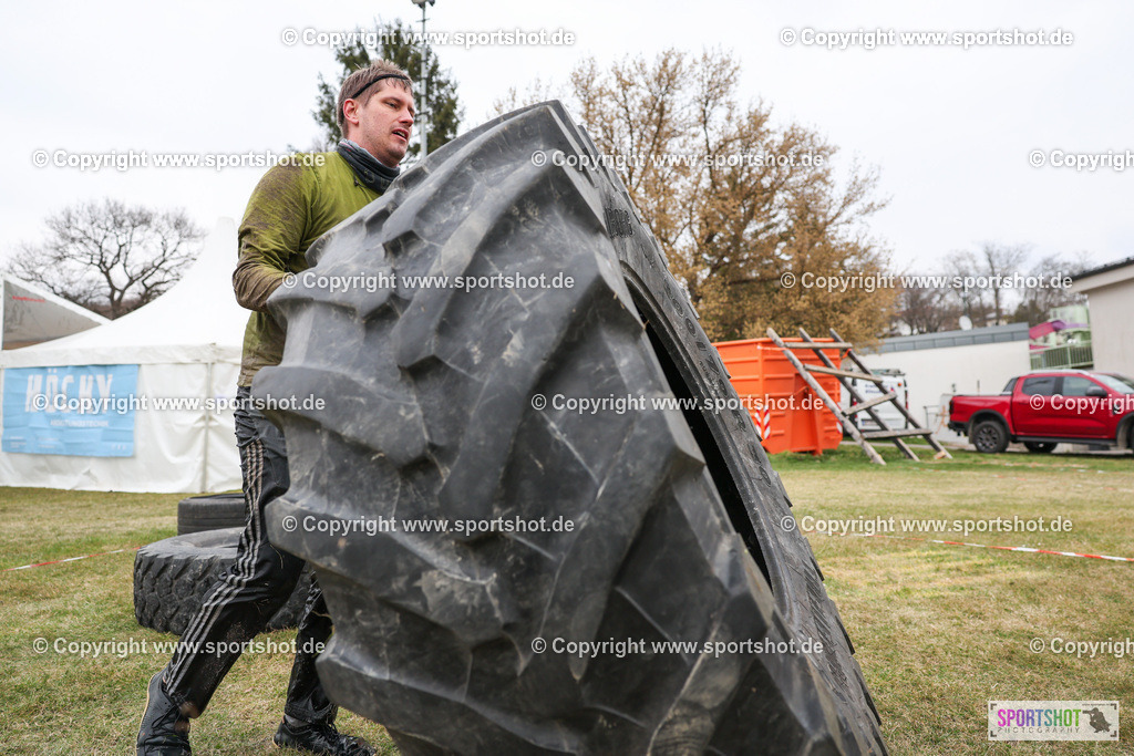 LUR_5437 | Rund um das Thema Sport-Event-Fotografie & individuelle Teilnehmerfotos. Jeder Teilnehmer wird fotografiert.