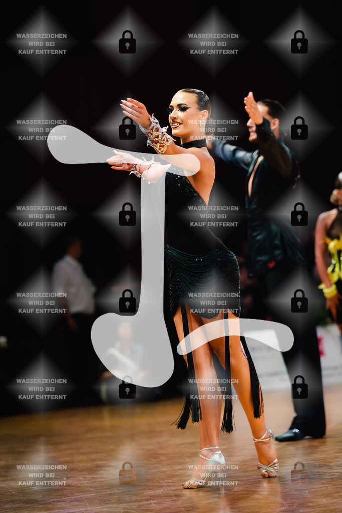 GOC 2025 - WDSF GrandSlam Latin 26th (3) Justin Lauer _ Rita Schumichin (Germany)-2025-08-23-3719 | Webshop for digital downloads and prints of dance sport, event & show photographer Julian Link - Realisiert mit Pictrs.com