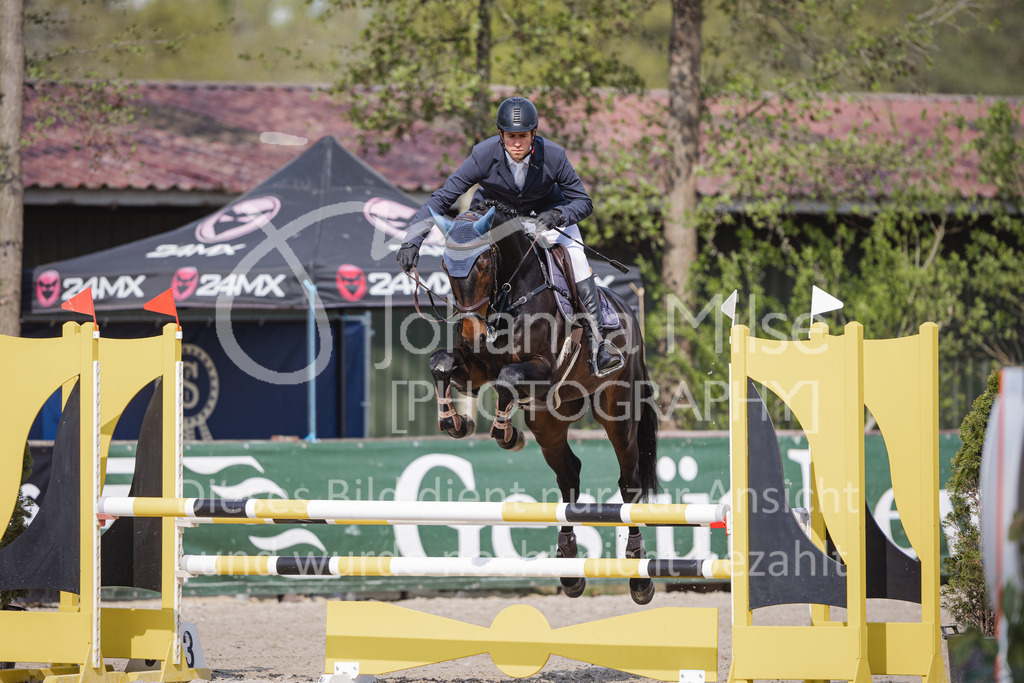 220426_Mühlen_SprPfA2-204 | Late Entry Mühlen
26.04.2022
02 Springpferde-A** 4-6j