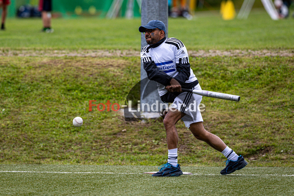 Stadtmeisterschaft Baseball Penzberg | Stadtmeisterschaft Baseball Penzberg, Stadtmeisterschaft Baseball Penzberg, 20240615,,2024-06-15 in Penzberg (Nonnenwaldstadion)Copyright: WolfgangxLindner www.foto-lindner.de