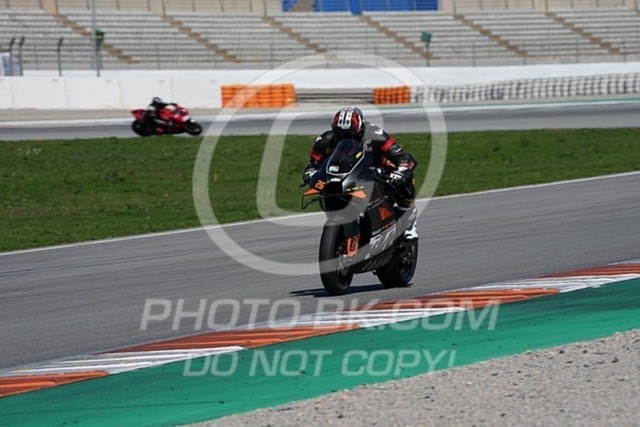 2025_03_25_PBK_12981 | Sportfotografie; SlowMotion; Video; Rennstrecke; Hafeneger; Speer; Racing; RSE; BMW; CBO; Trackday; Motorsportarena; Hockenheimring; Brno; Most; Barcelona; Valencia