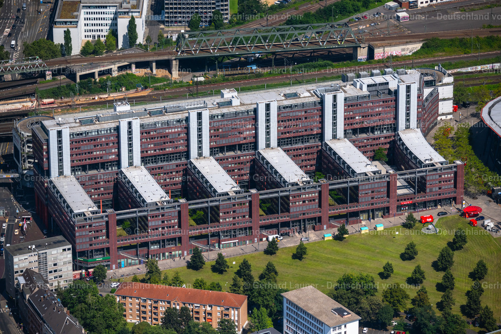 4048751 | Online-Shop für Luftbilder aus Deutschland. Seit über 45 Jahren baut Gerhard Launer das Luftbildarchiv mit unterschiedlichsten Themen stetig weiter aus.