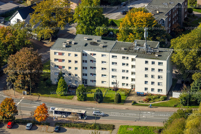 Hamm241008035 | Luftbild, Mehrfamilienhaus an der Ostwennemarstraße 3, Mobilfunkmast, Uentrop, Hamm, Ruhrgebiet, Nordrhein-Westfalen, Deutschland