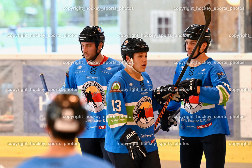 Team Zehenthof vs. ASKÖ Hockey Villach | Jubel ASKÖ Hockey Villach Mannschaft, Team Zehenthof vs. ASKÖ Hockey Villach, Team Zehenthof vs. ASKÖ Hockey Villach am 01.06.2025 in Velden (Eishalle Velden ), Austria, (Photo by Bernd Stefan)