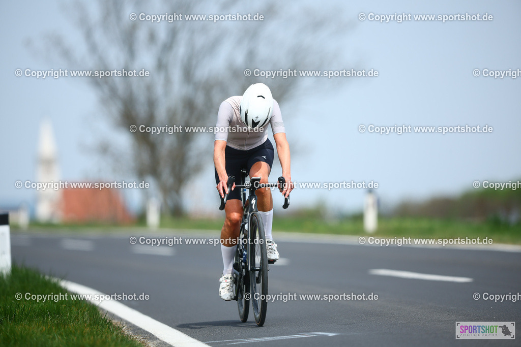718_TRA55959 | Neusiedlersee Radmarathon 2026@sportshot_your_pictrs #yourpictures#roadtowm2029 #nrm #neusiedlerseeradmarathon #neusiedlersee #neusiedlerseetourismus #burgenland #mörbisch #nrm26 #burgenlandtourismus #voglundco #poweredbyburgenlandtourismus #radsport #rad #marathon #ucigranfondo #visitburgenland #ucigranfondoworldseries