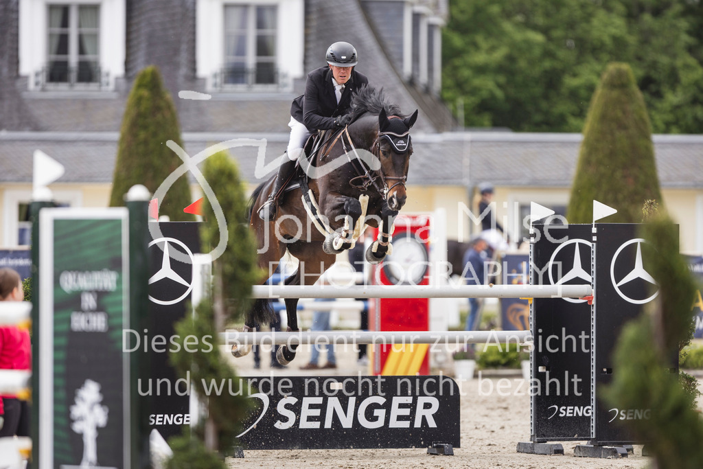 260509_PfSpTa_13_M2-Spr-333 | Deine schönsten Turniermomente als professionelle Fotos! Entdecke hochwertige Pferdesport-Fotografie im Online-Shop. Jetzt Fotos finden & bestellen!