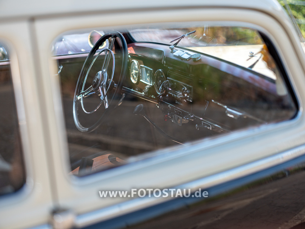 20250809-00036 | Erleben Sie hier die Faszination der klassischen Fahrzeuge in Bildern und lassen sich begeistern! - Realisiert mit Pictrs.com