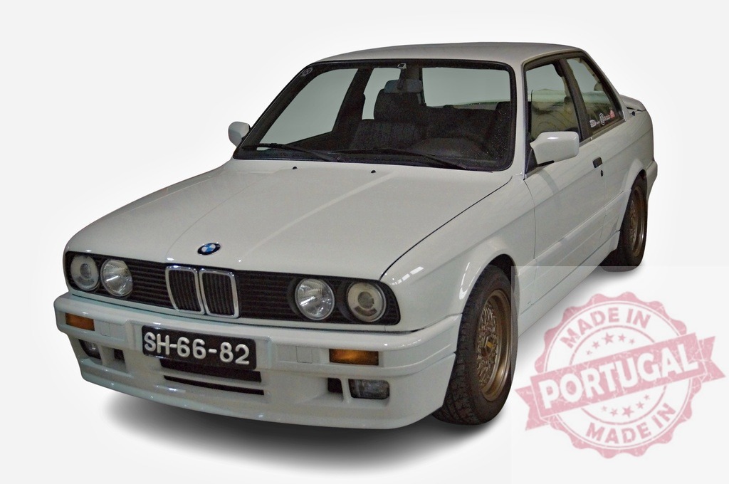 BMW E30 3 Series white classic vintage car | White BMW E30 3 Series two-door coupe against a clean white background - Realisiert mit Pictrs.com
