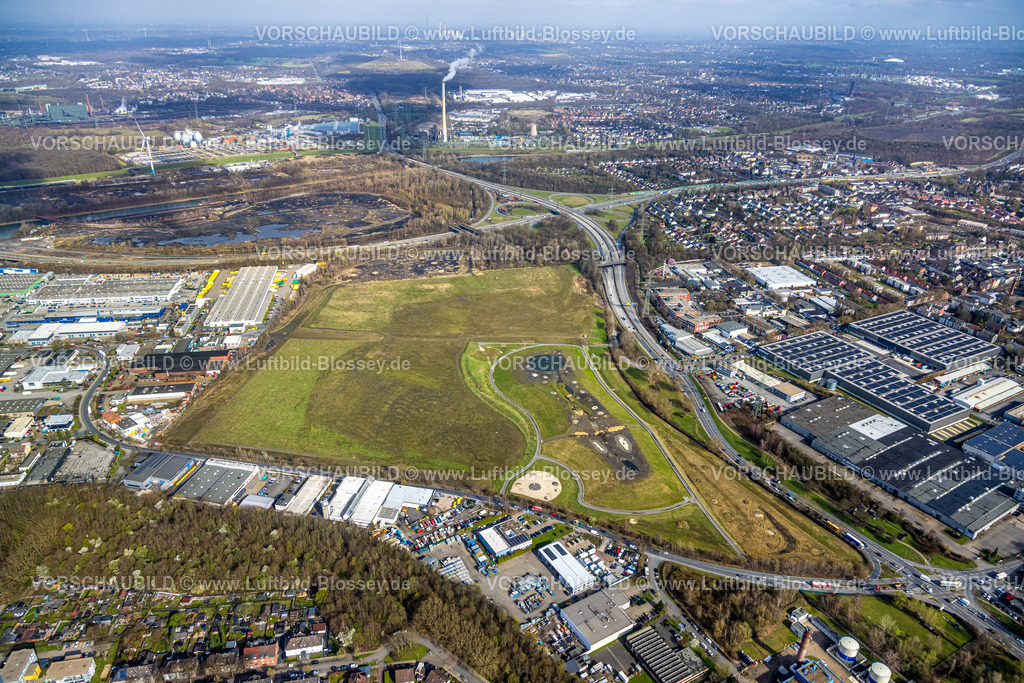 Essen260305645FreiheitEmscher | Luftbild, „Freiheit Emscher“ großes interkommunalen Stadtentwicklungsprojekte in NRW, von Essen, Bottrop und RAG Montan Immobilien, 1.700 Hektar, inklusive 150 Hektar ehemaliger Bergbauflächen, entsteht bis ca. 2030 ein neuer, nachhaltiger urbaner Raum für innovat, , Vogelheim, Essen, Ruhrgebiet, Nordrhein-Westfalen, Deutschland