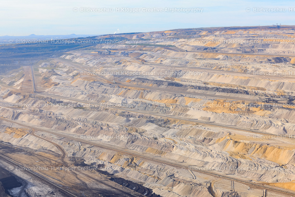 Luftbild-Niederzier-Tagebau Hambach-8342 | Luftbildfotografie Hermann Klöpper - Realized with Pictrs.com