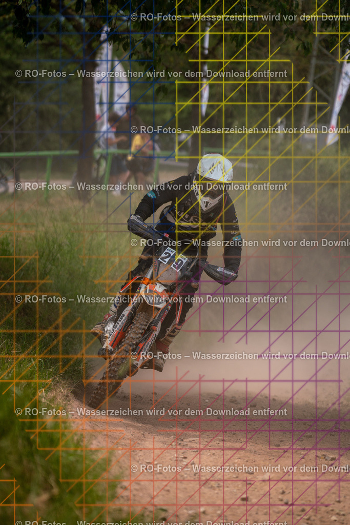 Niederwürzbach 5 Lauf-710 | Sportfotografie von RO-Fotos: Motorsport, Motocross, Enduro, Laufveranstaltungen und Triathlon. Professionelle Fotos von Sportlern und Events. - Realisiert mit Pictrs.com