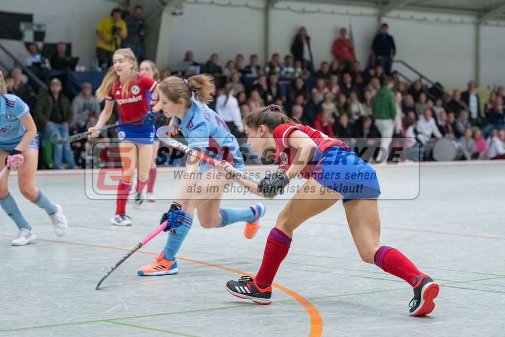 HK_20230226_105222 | Deutsche Meisterschaft WU16 Spiel um Platz 3 UHC Hamburg - Mannheimer HC am 26.2.2023 DSC 99, Düsseldorf ,