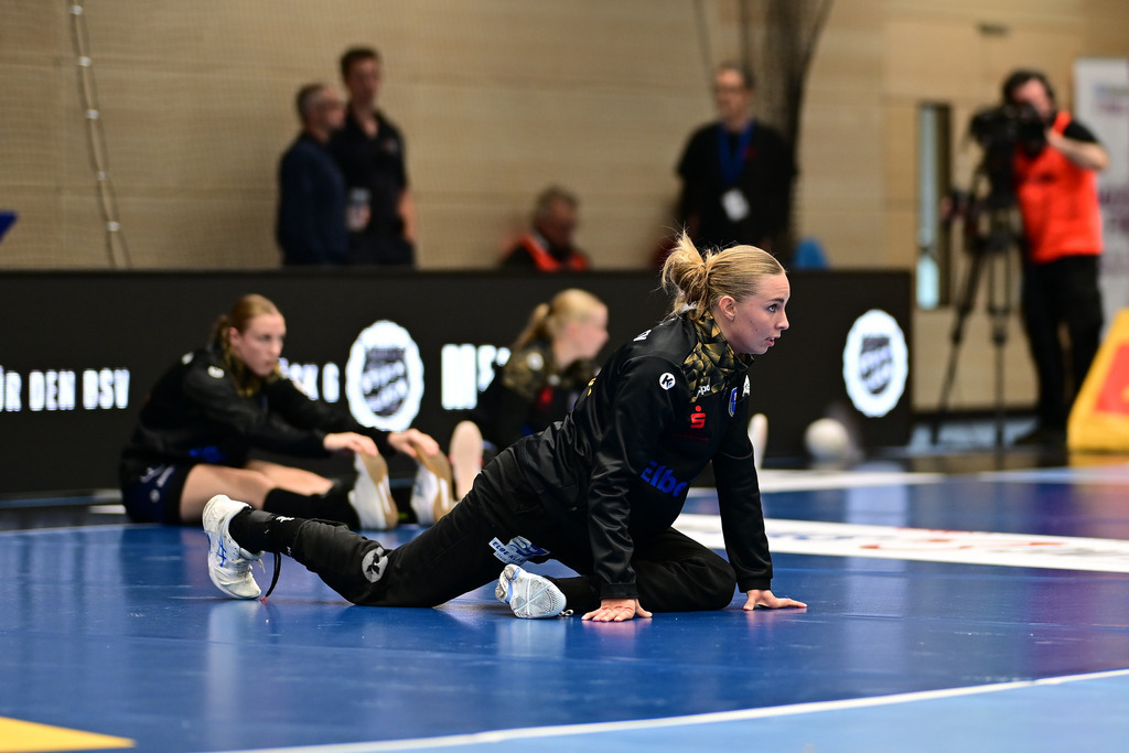Handball I Frauen I Saison 2025-2026 I 1. HBF I 4. Spieltag I Buxtehuder SV - FRISCH AUF Göppingen | Der Sportfotograf. - Realisiert mit Pictrs.com