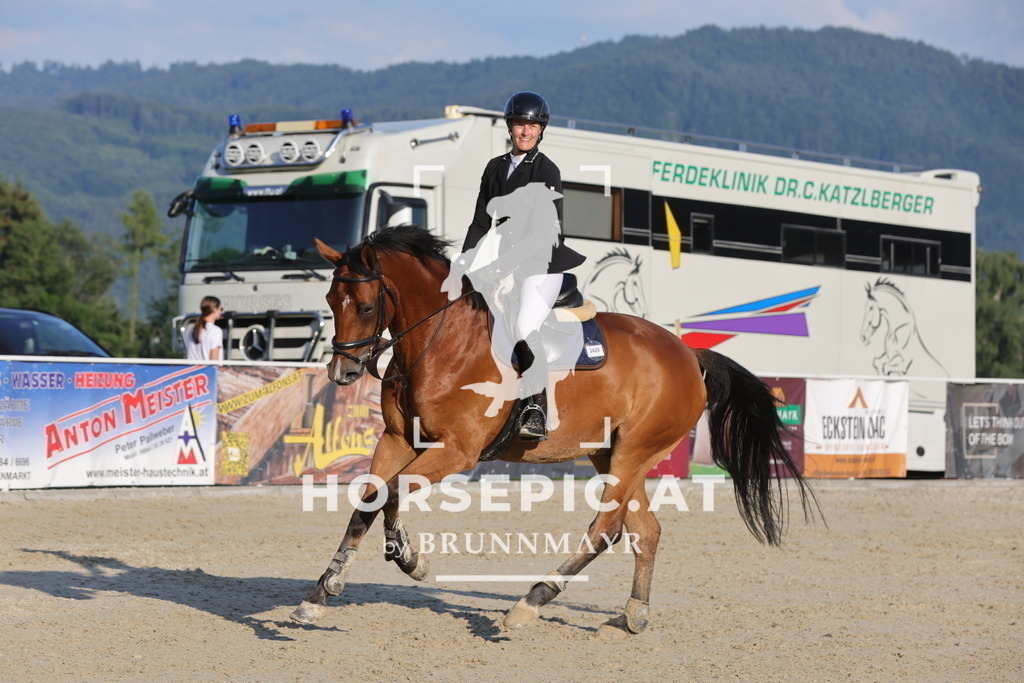 0P6A7035 | Willkommen bei Brunnmayr - Design & Fotografie – Ihrem Spezialisten für Reitturniere und Pferdeveranstaltungen in Oberösterreich, Salzburg und Bayern! Seit über 17 Jahren sind wir leidenschaftlich dabei.