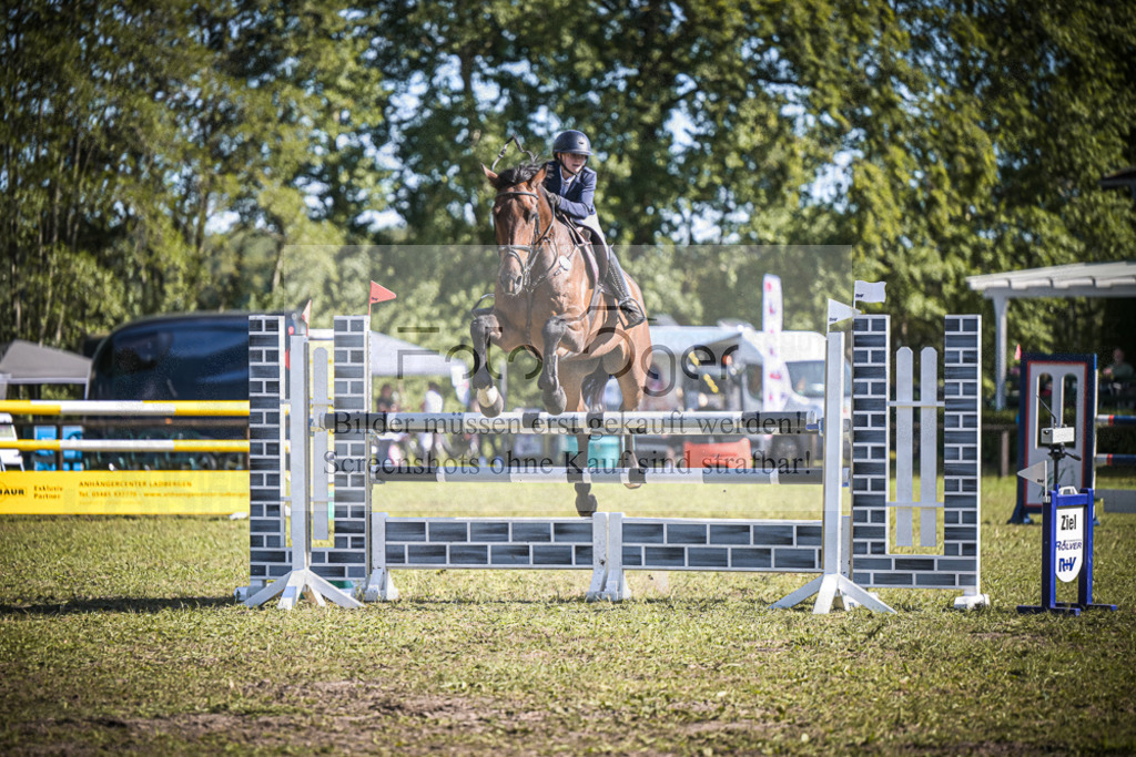 DOS_0431 | Entdecke hochwertige Reitturnierfotos von Foto Oger. Professionell, emotional und authentisch – jetzt Lieblingsmomente im Shop bestellen.Deutschlandweite Turnierfotografie. - Realisiert mit Pictrs.com