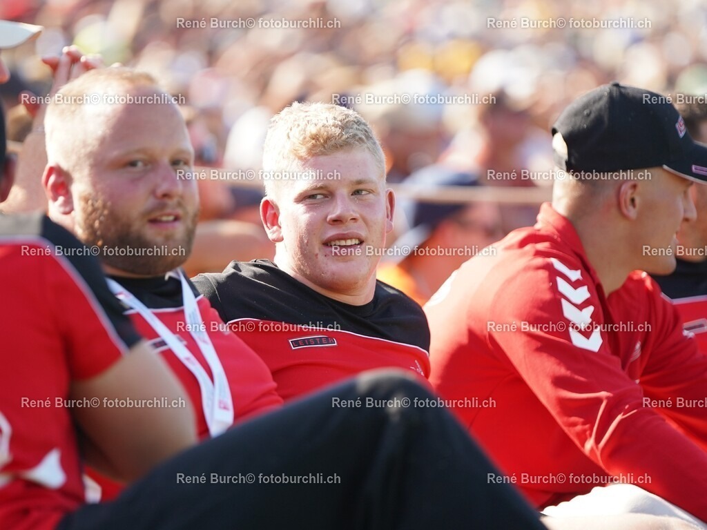 183 | René Burch leidenschaftlicher Fotograf aus Kerns in Obwalden.  Hier finden sie Sport, Landschaft und Natur Fotografie.
 - Realisiert mit Pictrs.com