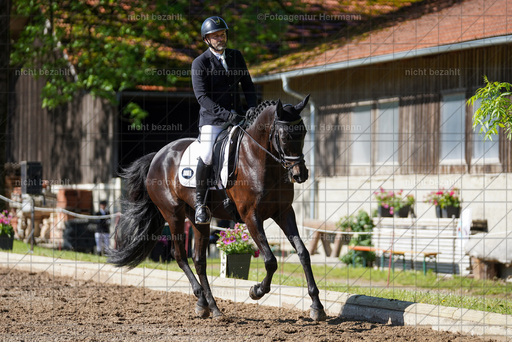 20240519-FAH04518 | Turnierbilder Niederseeon 2024, Vielseitigkeitsdressur, Reitsportbilder aus dem Landkreit Ebersberg, Gut Steinsee, RC Steinsee, Fotoagentur Herrmann