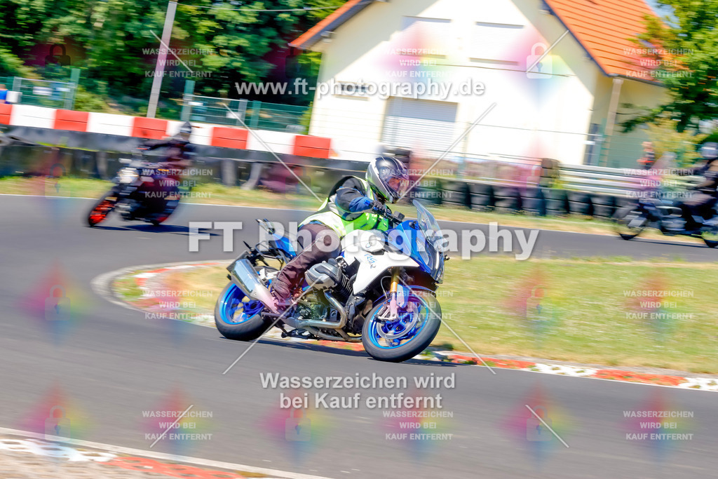 _MOT9504 | Hier findet Ihr Bilder von Touristenfahrten auf der Nürburgring Nordschleife oder von anderen Veranstaltungen die ich besucht habe. Viel Spass beim Durch Schauen 