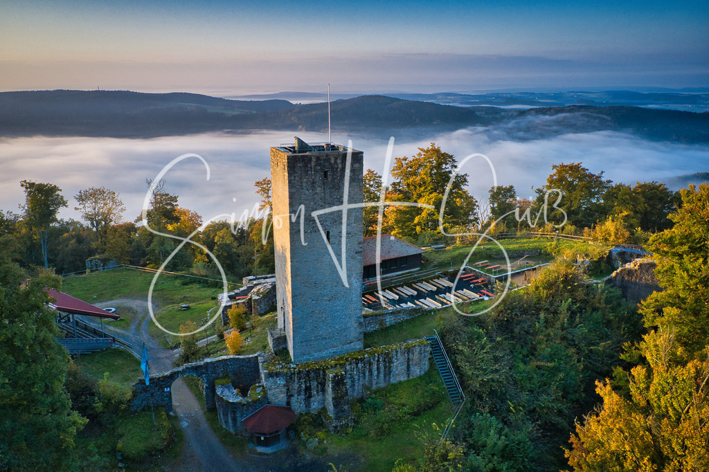 Schwarzenburg (Rötz) | simonsuess - Realisiert mit Pictrs.com