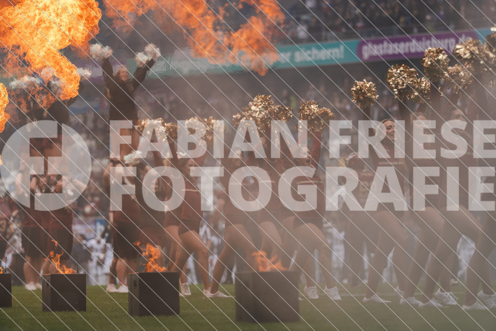 GER Rhein Fire vs. Paris Musketeers, Football, European League of Football, Spieltag 4, Saison 2025, 08.06.2025 | GER Rhein Fire vs. Paris Musketeers, Football, European League of Football, Spieltag 4, Saison 2025, 08.06.2025Foto: Fabian Friese - Realisiert mit Pictrs.com