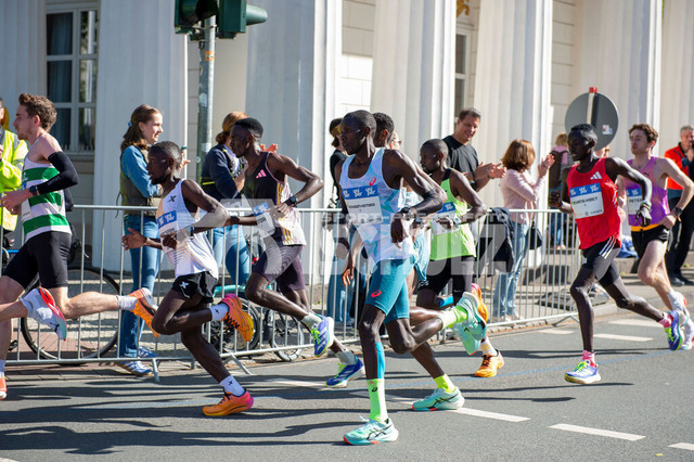 20250427-NSZ_2680 | DEU, Düsseldorf, 27.04.2025 Uniper Düsseldorf Marathon 2025 - Realisiert mit Pictrs.com
