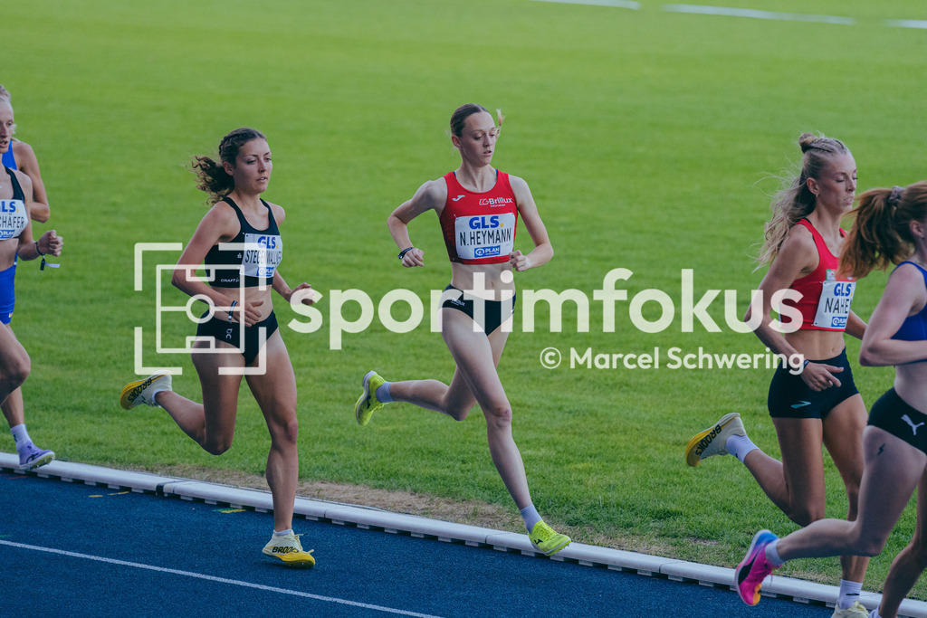 Deutsche Meisterschaften der Frauen und Männer 2026 | Nele Heymann, LG Brillux Münster, 5000-Meter-Lauf, Deutsche Meisterschaften der Frauen und Männer 2026, Lohrheidestadion Bochum-Wattenscheid, 25.07.2026. Foto: Marcel Schwering / sportimfokus - Realisiert mit Pictrs.com