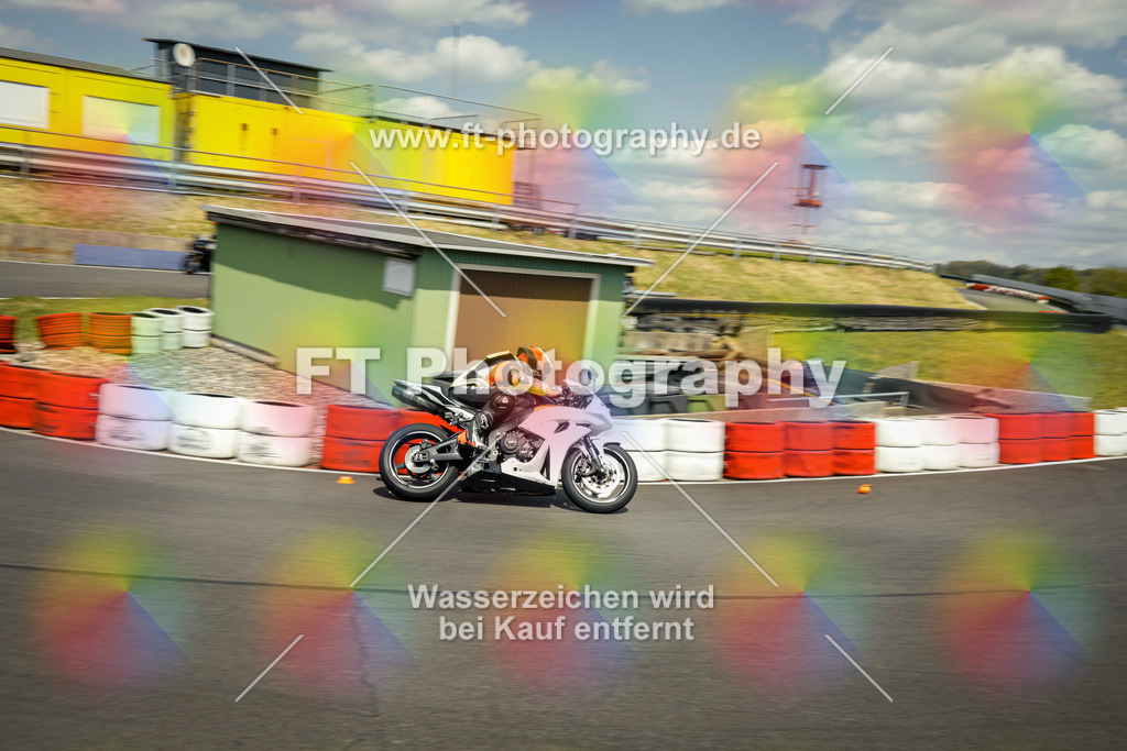 OBK_Mai_Justin_Uwe-11035 | Hier findet Ihr Bilder von Touristenfahrten auf der Nürburgring Nordschleife oder von anderen Veranstaltungen die ich besucht habe. Viel Spass beim Durch Schauen 