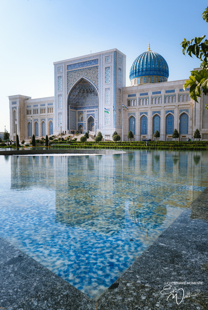 The Minor Moschee | Herzlich willkommen auf meiner Seite! Ich bin Elke Wallnisch, Deine Fotografin für lichtstarke Momente. Der Name steht für alles, was mich mit der Fotografie verbindet: Das Licht und seine machtvolle Wirkung auf eine Situation oder unsere Stimmung - Realisiert mit Pictrs.com