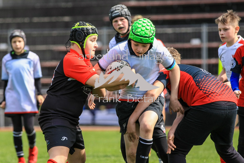 993T0249 | in verschiedenen Altersklassen tritt der TV Zwiesel gegen Manschaften aus Nyrsko im Kids Match an.
