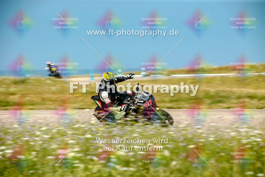 Chambley Juli-0681 | Hier findet Ihr Bilder von Touristenfahrten auf der Nürburgring Nordschleife oder von anderen Veranstaltungen die ich besucht habe. Viel Spass beim Durch Schauen 