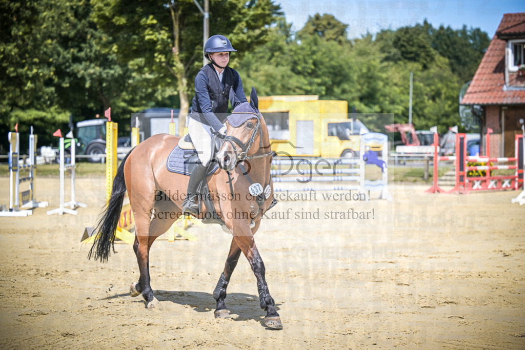 DOS_7482 | Entdecke hochwertige Reitturnierfotos von Foto Oger. Professionell, emotional und authentisch – jetzt Lieblingsmomente im Shop bestellen.Deutschlandweite Turnierfotografie. - Realisiert mit Pictrs.com
